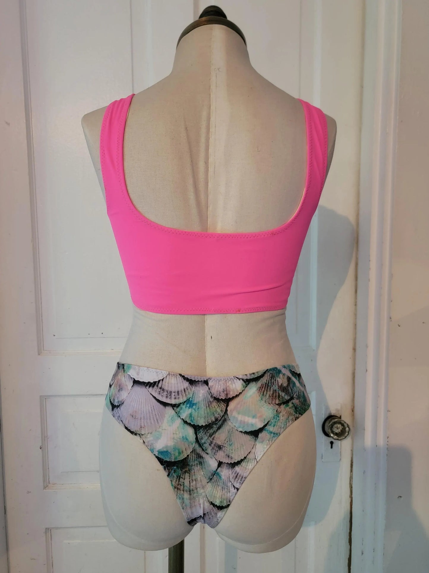 Seashell Pattern Thong Bikini Set