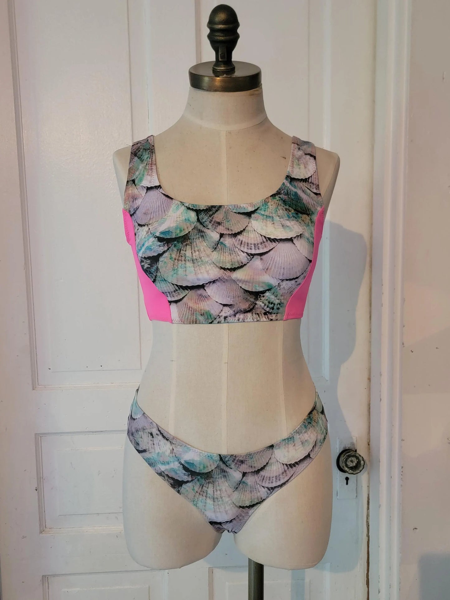 Seashell Pattern Thong Bikini Set